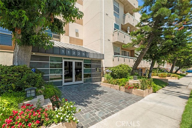 11225 Peach Grove ST Unit: 102