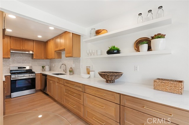 2510 Arizona AVE Unit: 7