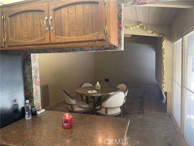 2605 N Kitty Hawk DR