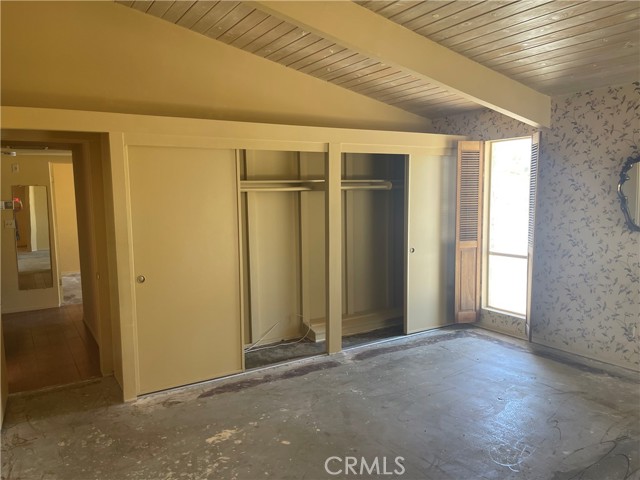 2605 N Kitty Hawk DR