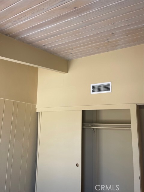 2605 N Kitty Hawk DR