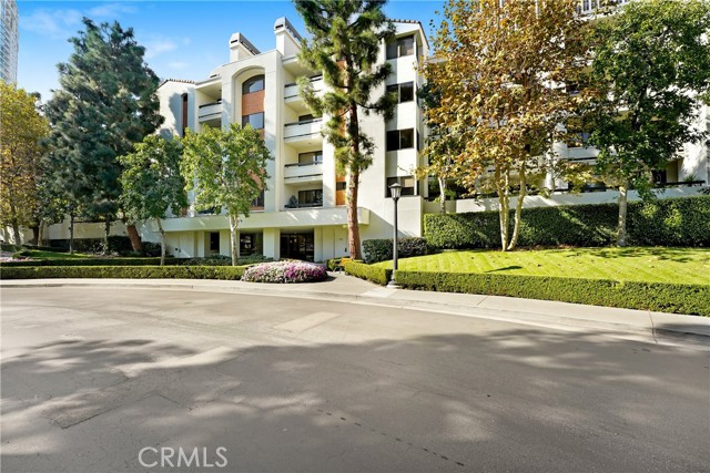 2122 Century Park LN Unit: 417
