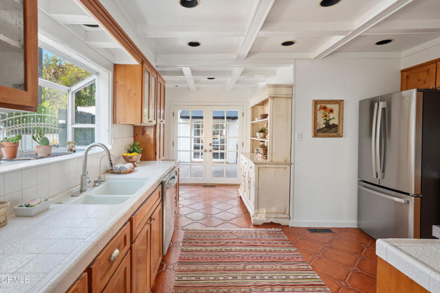 1334 Carmen DR