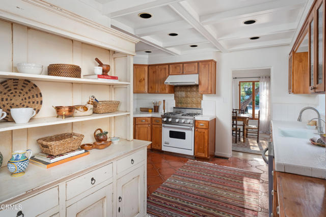 1334 Carmen DR