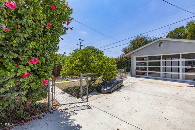 2330 Yosemite DR