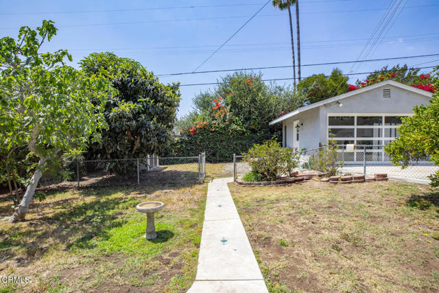 2330 Yosemite DR