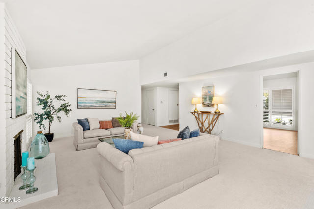 5778 Valerie AVE