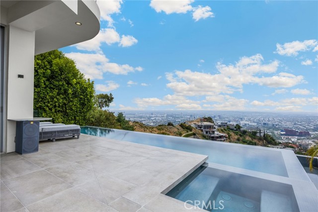 1609 Viewmont DR