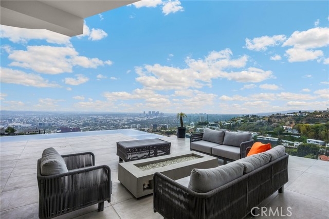 1609 Viewmont DR