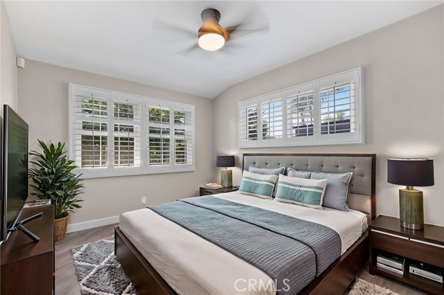 513 W Commonwealth AVE