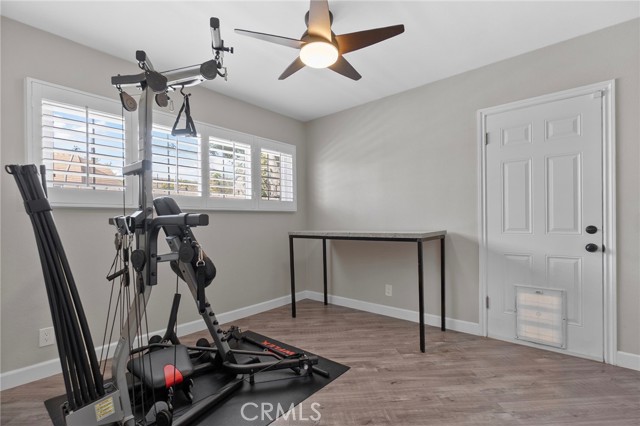 513 W Commonwealth AVE