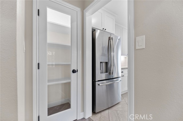 513 W Commonwealth AVE