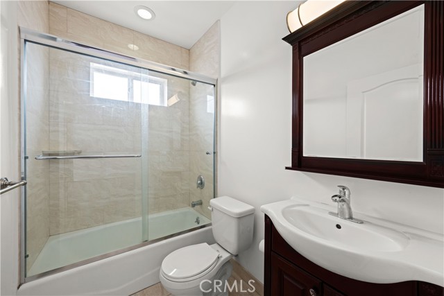 5633 Carlton WAY Unit: 503