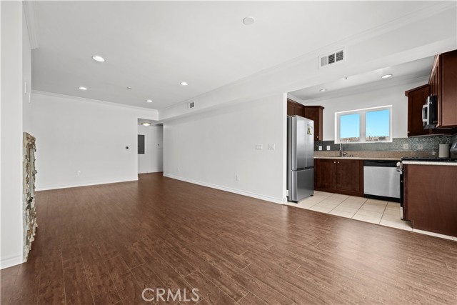 5633 Carlton WAY Unit: 503