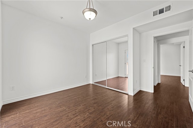 5633 Carlton WAY Unit: 503