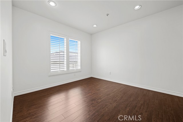 5633 Carlton WAY Unit: 503