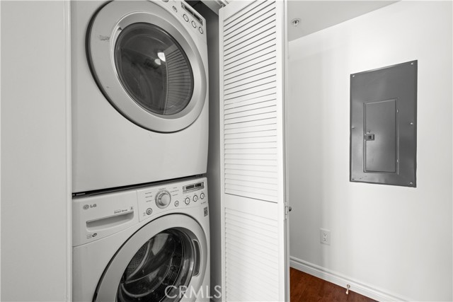 5633 Carlton WAY Unit: 503