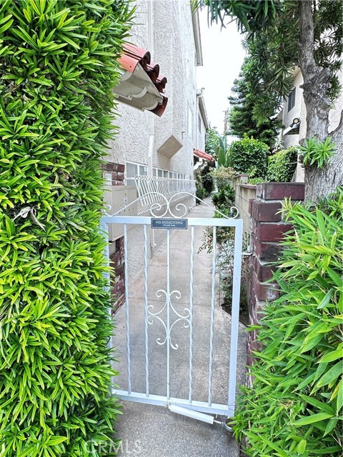 937 19th ST Unit: 5
