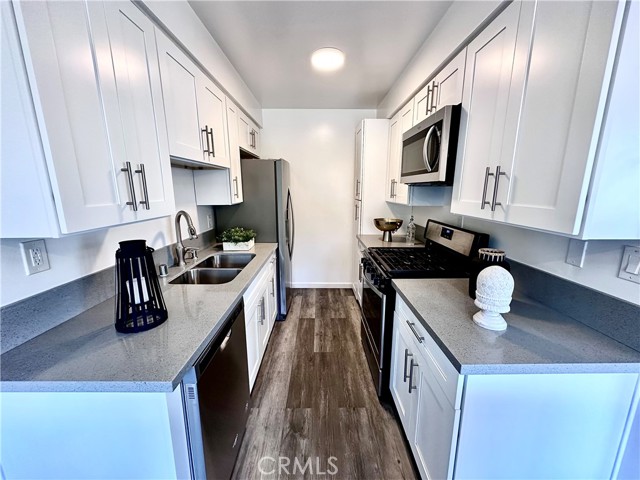 937 19th ST Unit: 5