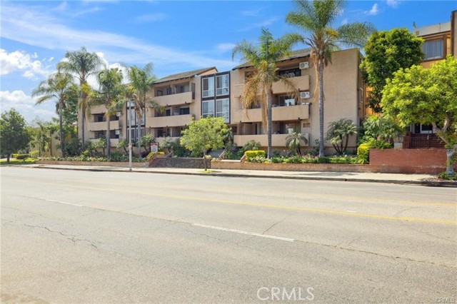 17000 Burbank BLVD Unit: 313
