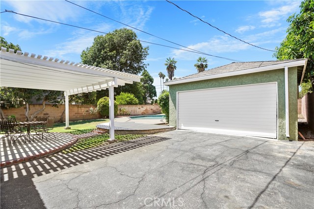 7039 Quartz AVE