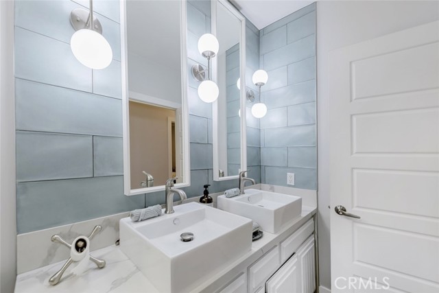 3284 Barham Unit: 103