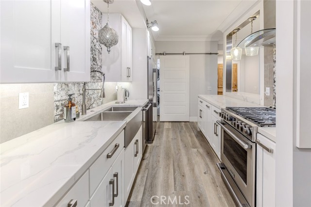 3284 Barham Unit: 103