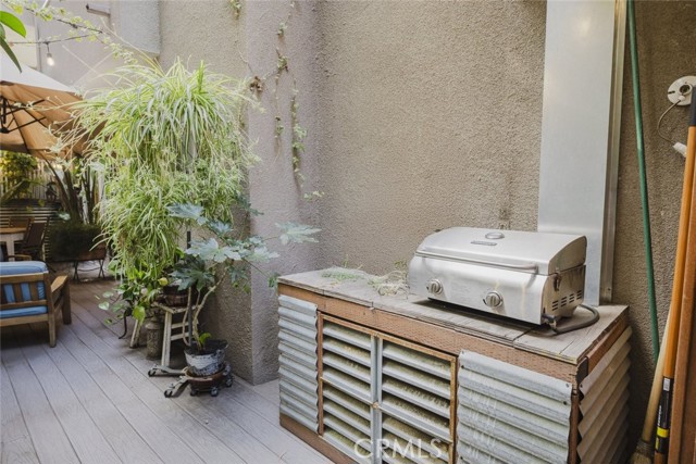 3284 Barham Unit: 103