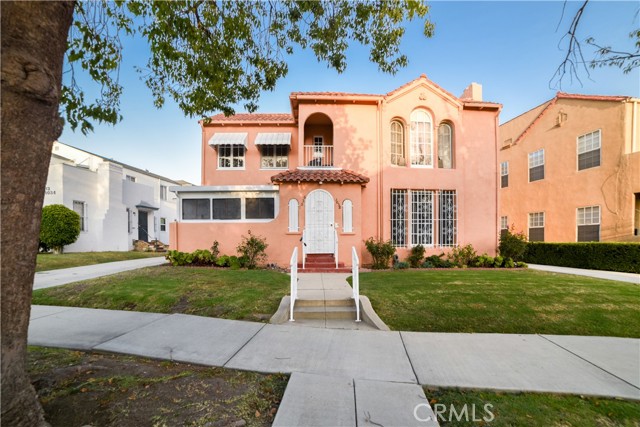 1036 Citrus AVE