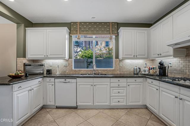 631 Clearwater Creek DR