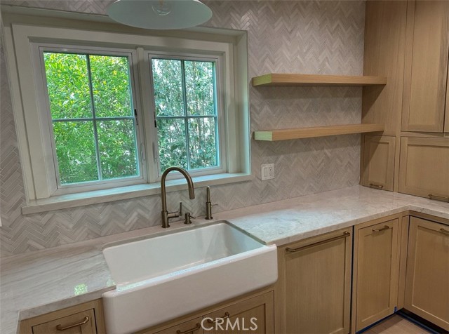 4623 El Camino Corto