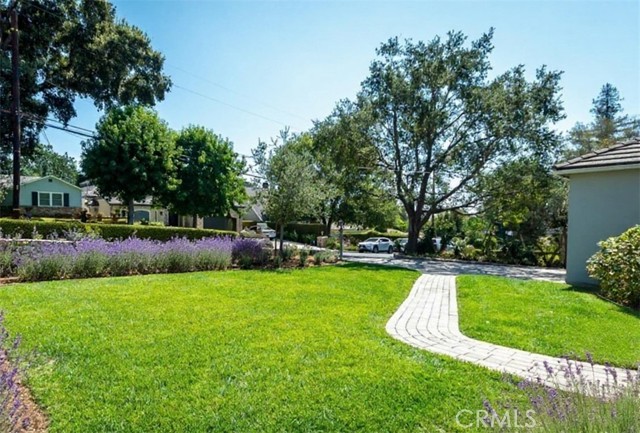 4623 El Camino Corto