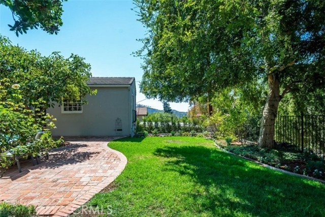 4623 El Camino Corto