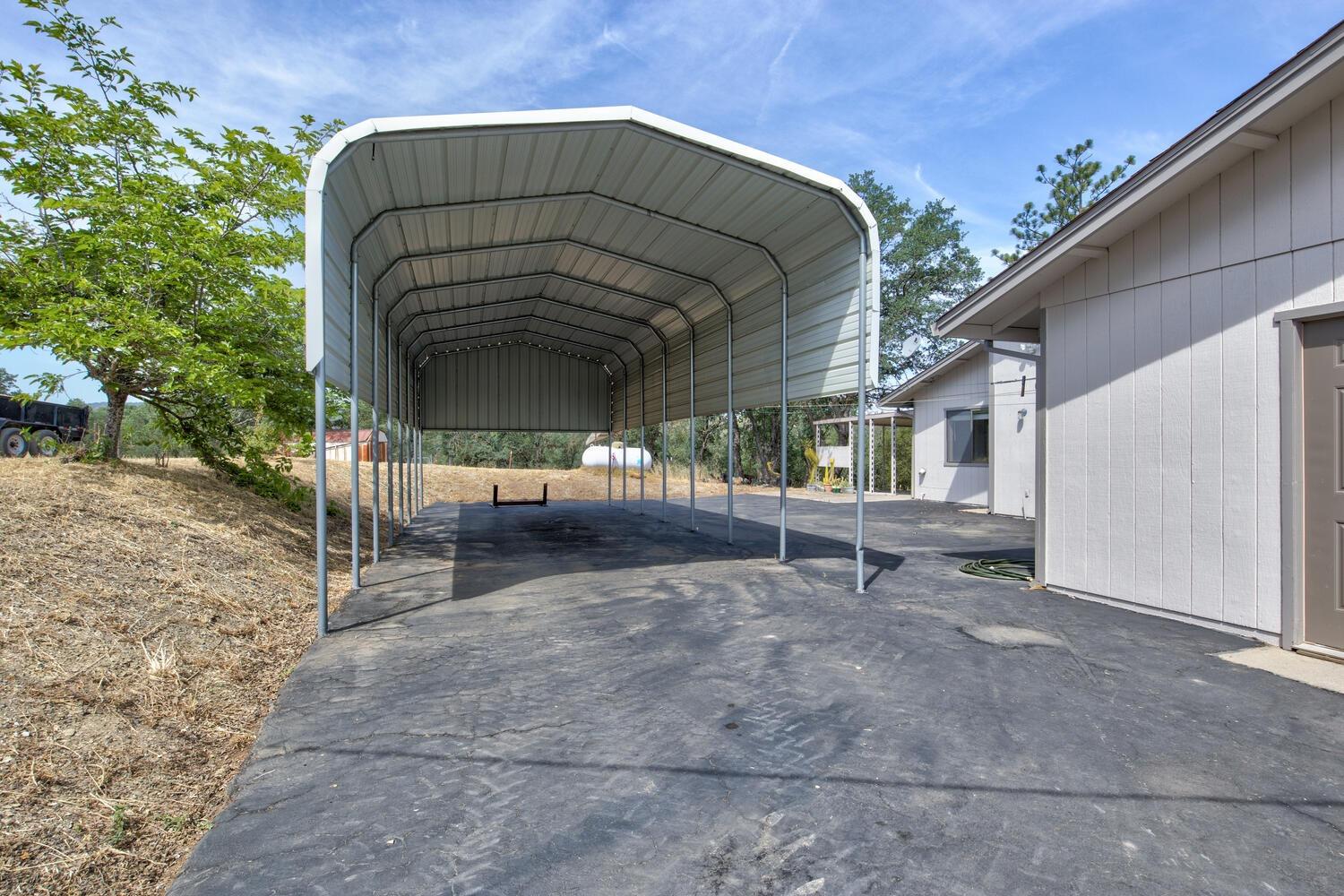 3226 Little John Road