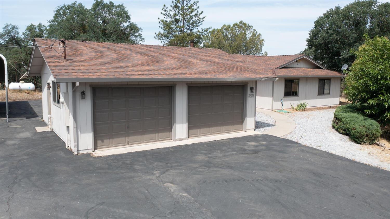 3226 Little John Road