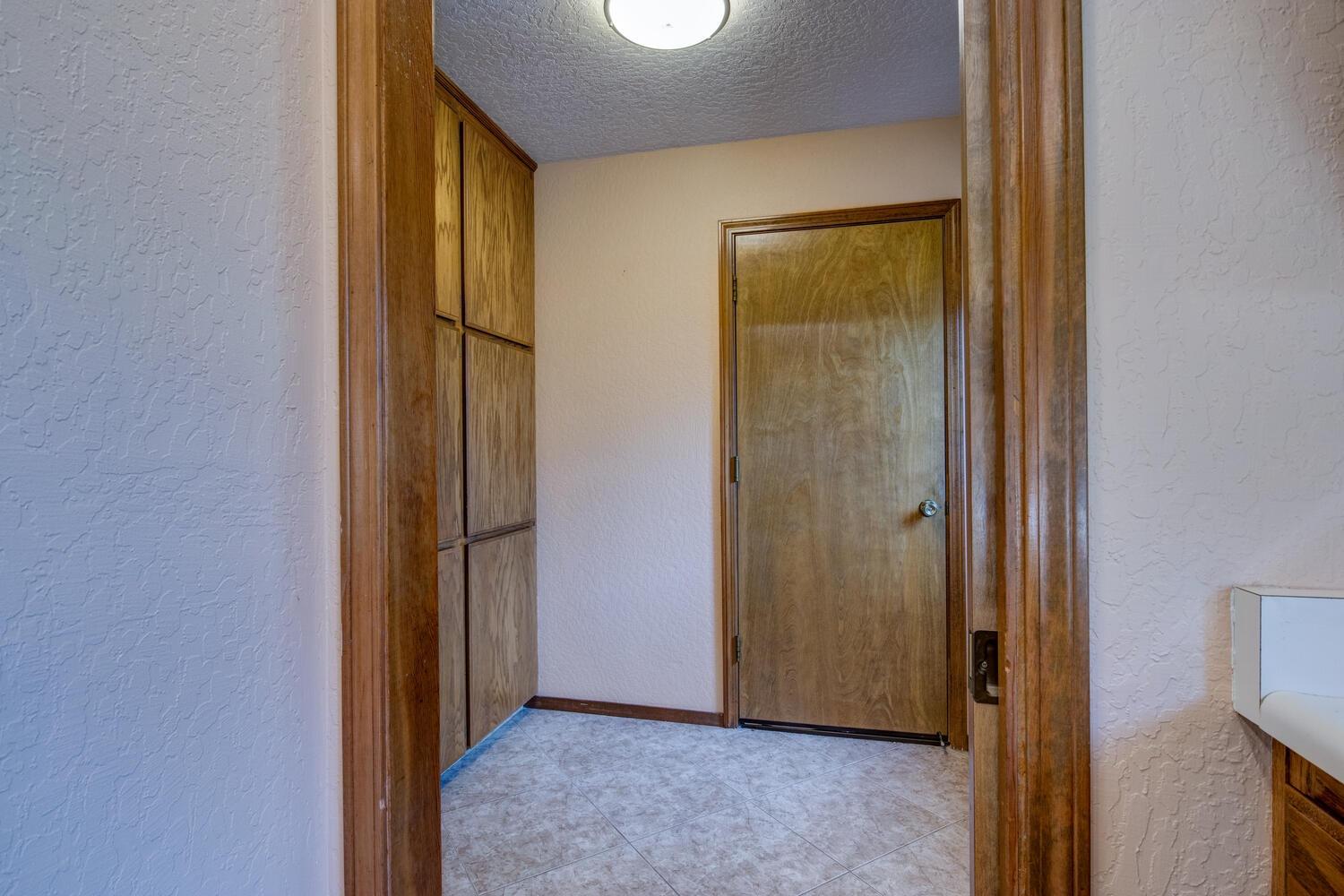 3226 Little John Road