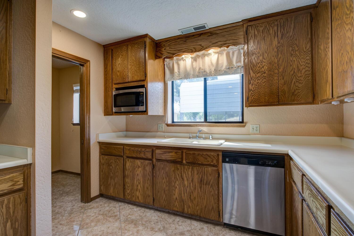 3226 Little John Road