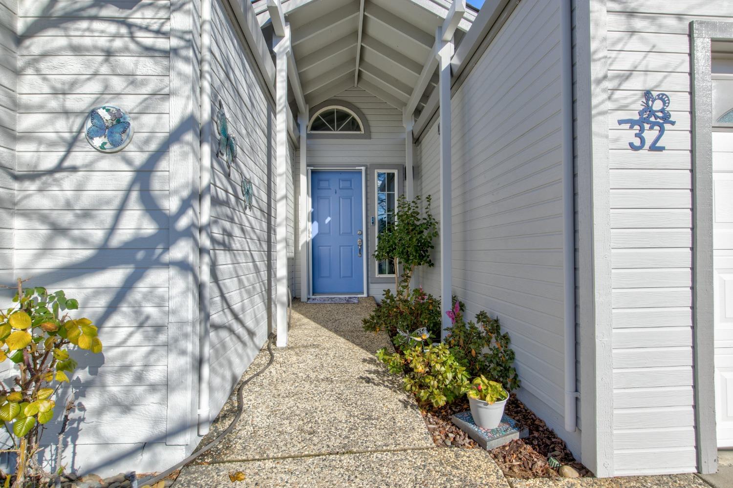 12720 Robinia Circle