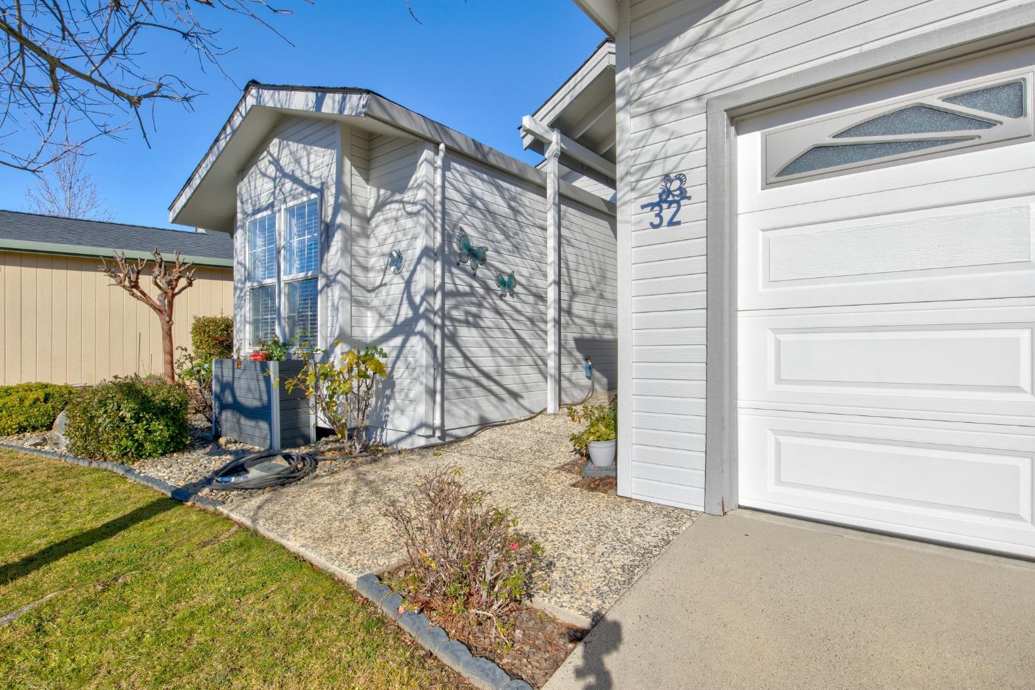 12720 Robinia Circle