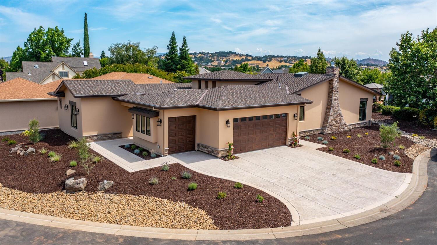 151 Blue Oak Court