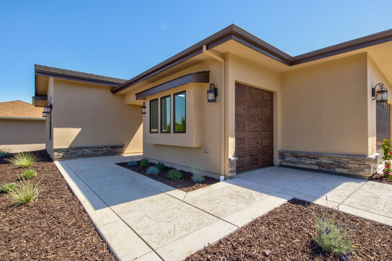 151 Blue Oak Court