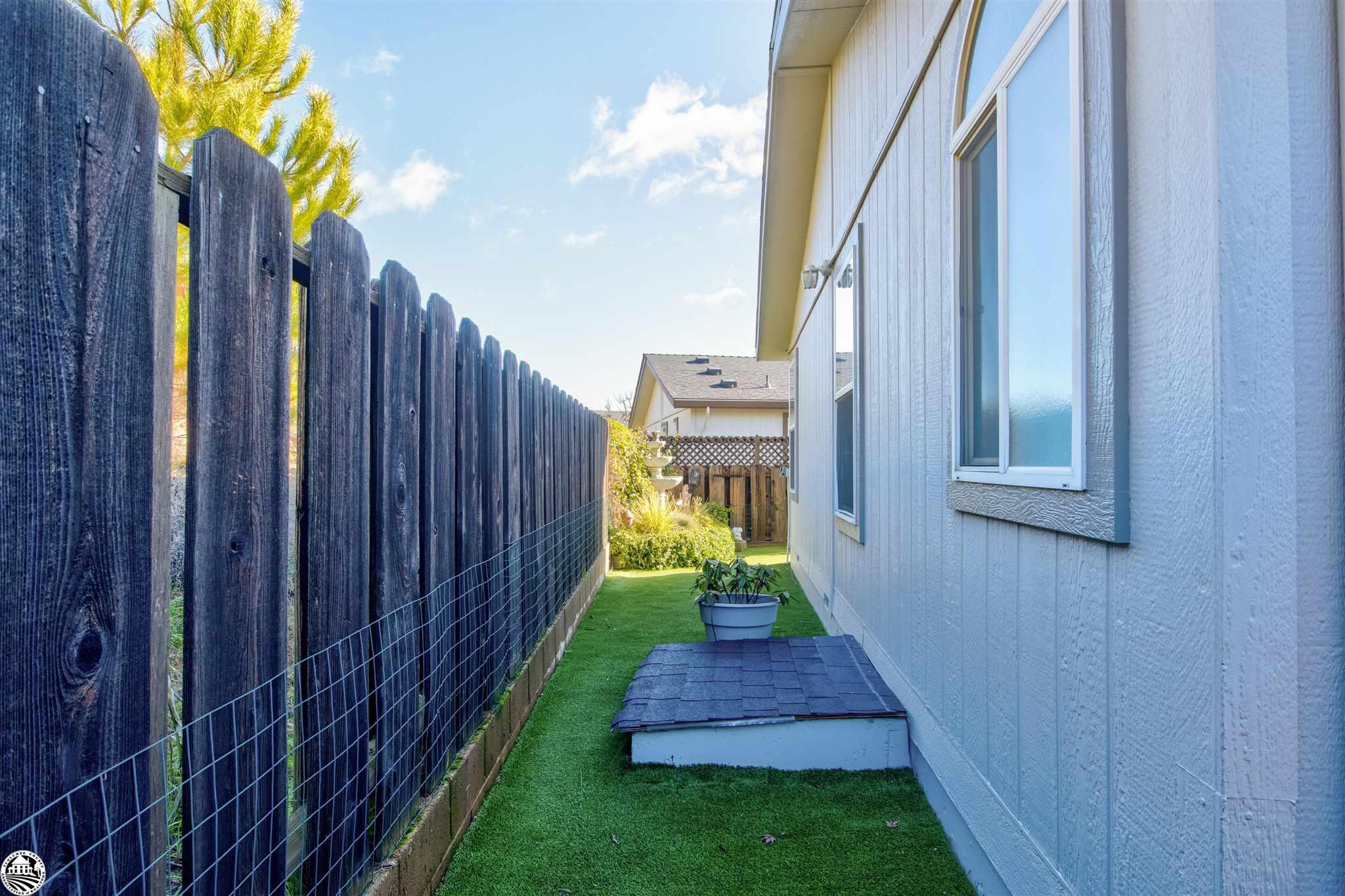 12720 Robinia Circle