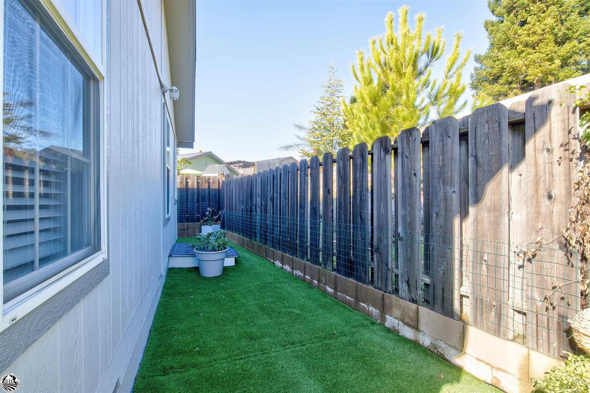 12720 Robinia Circle