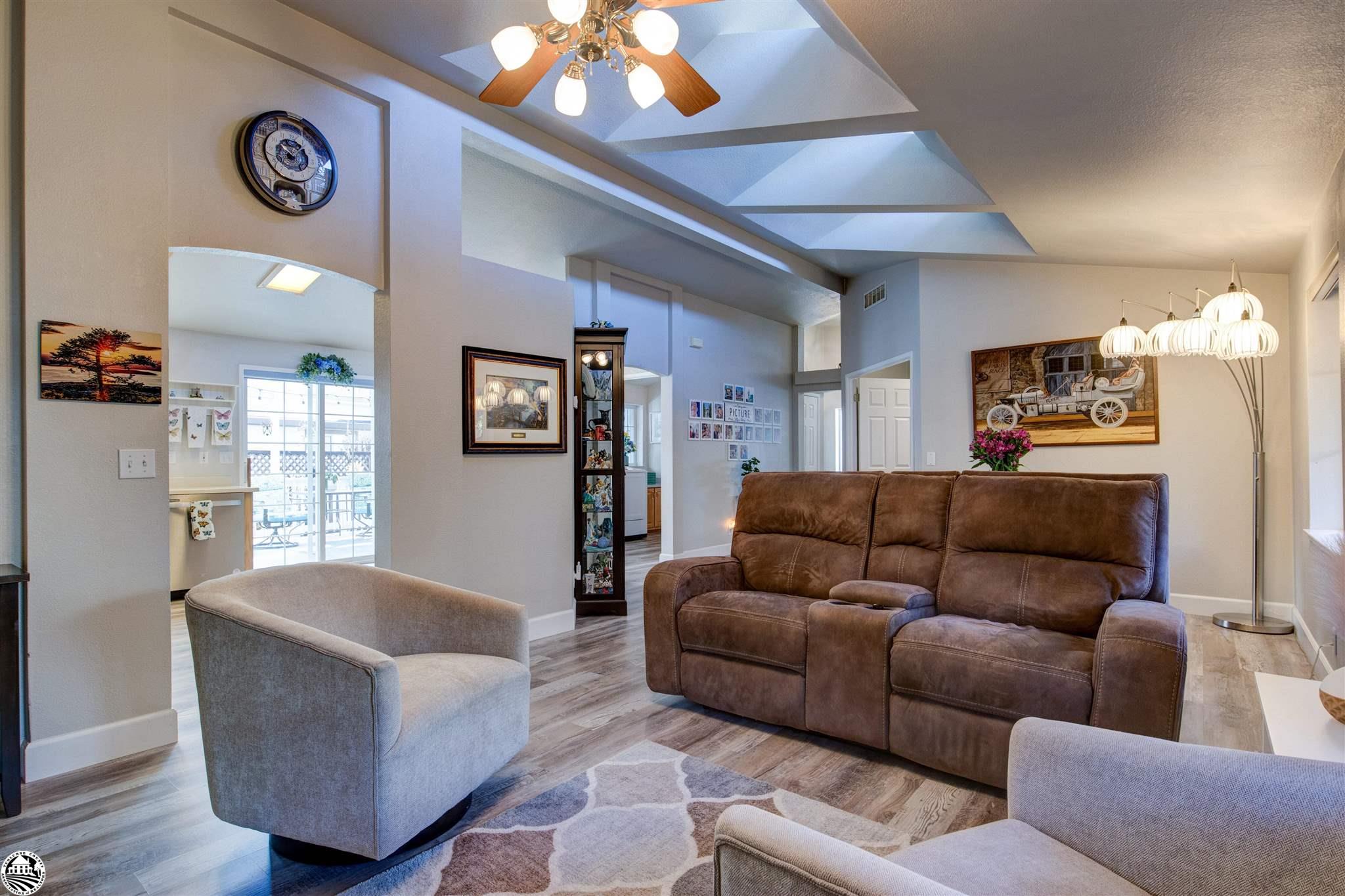 12720 Robinia Circle