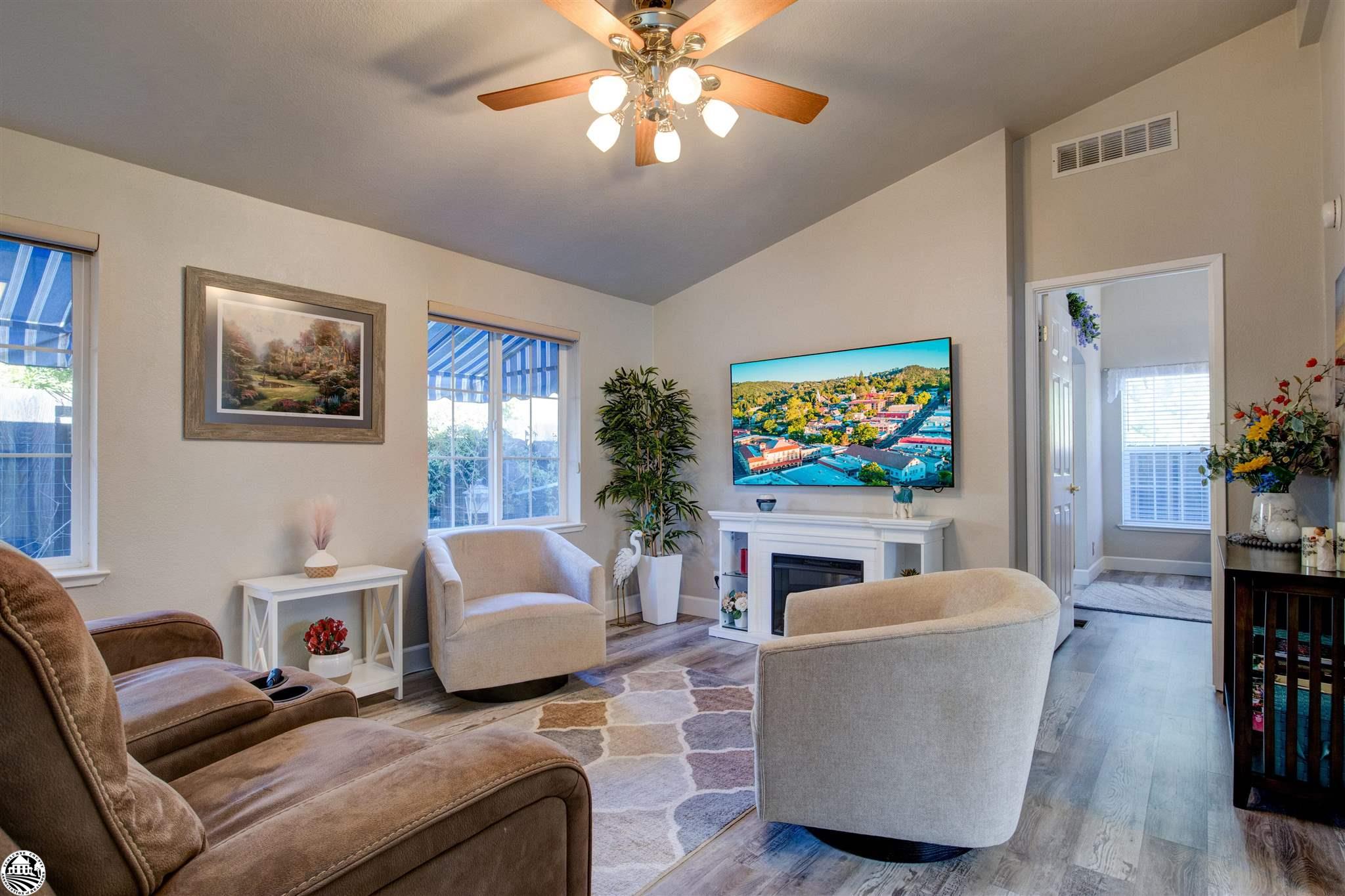 12720 Robinia Circle