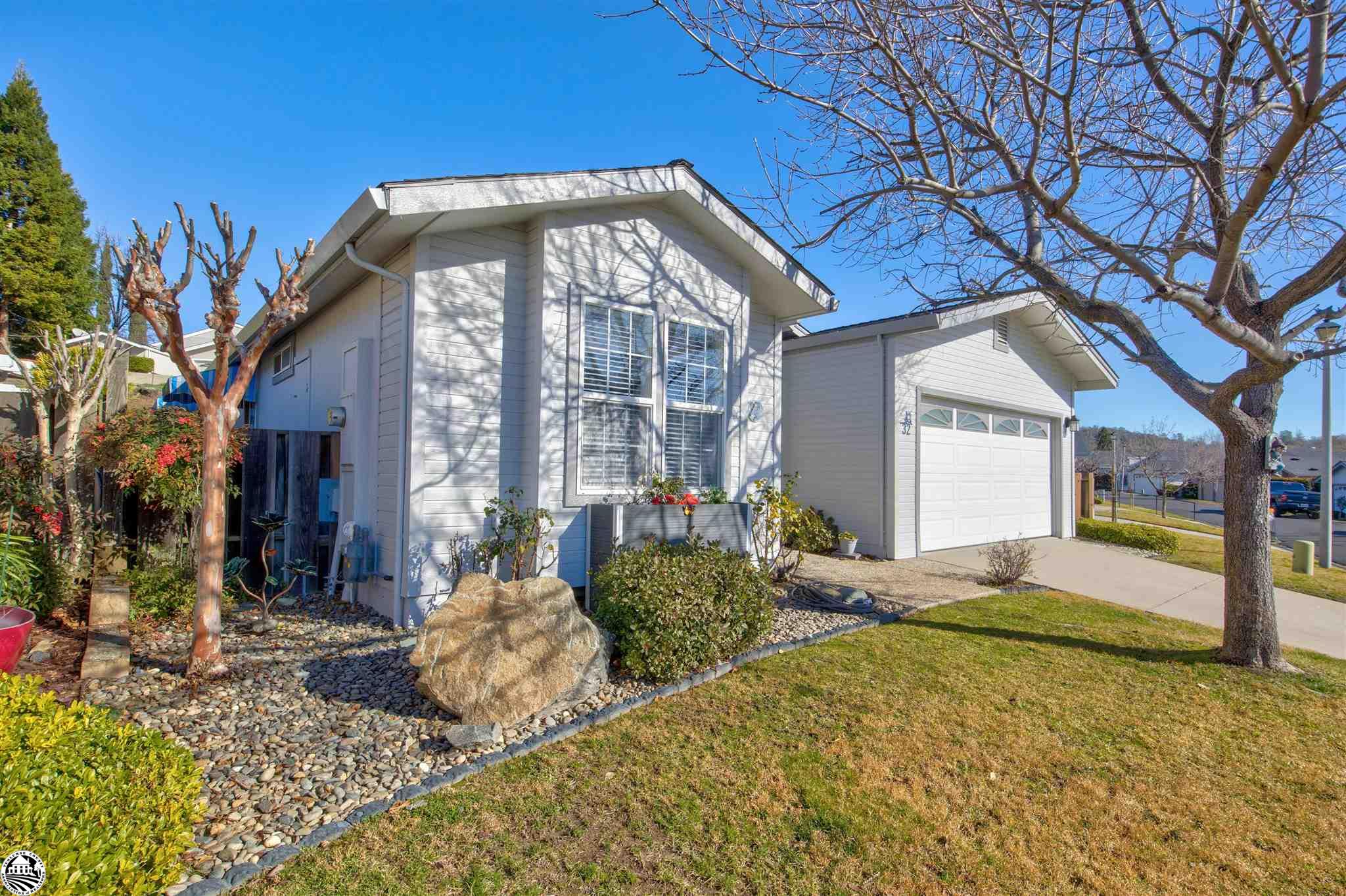 12720 Robinia Circle