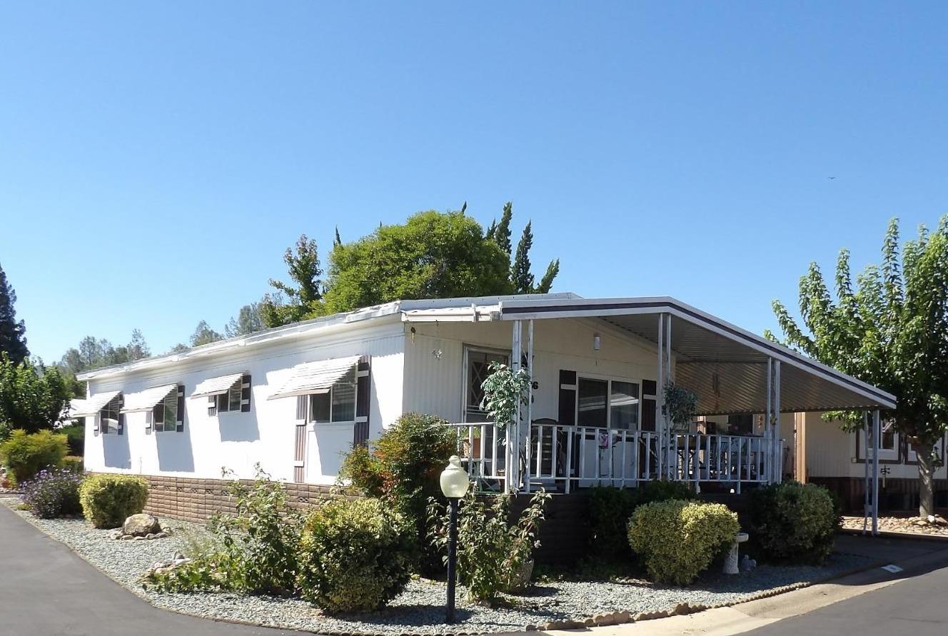 1330 Calaveritas #86 Road