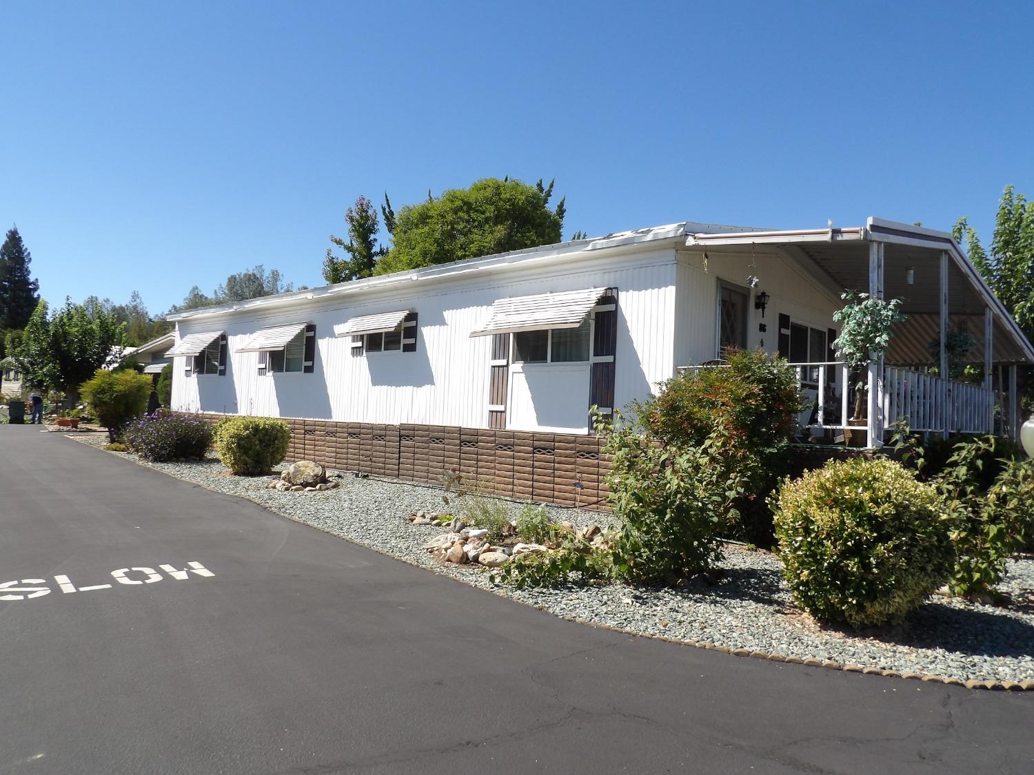 1330 Calaveritas #86 Road