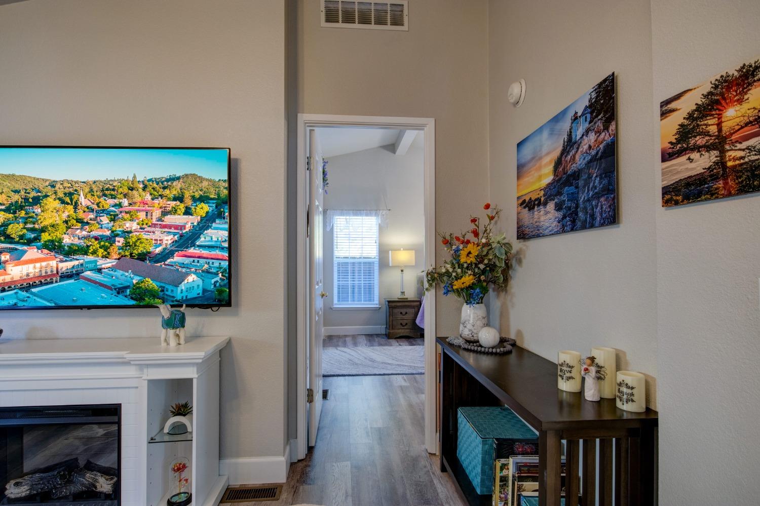 12720 Robinia Circle 32