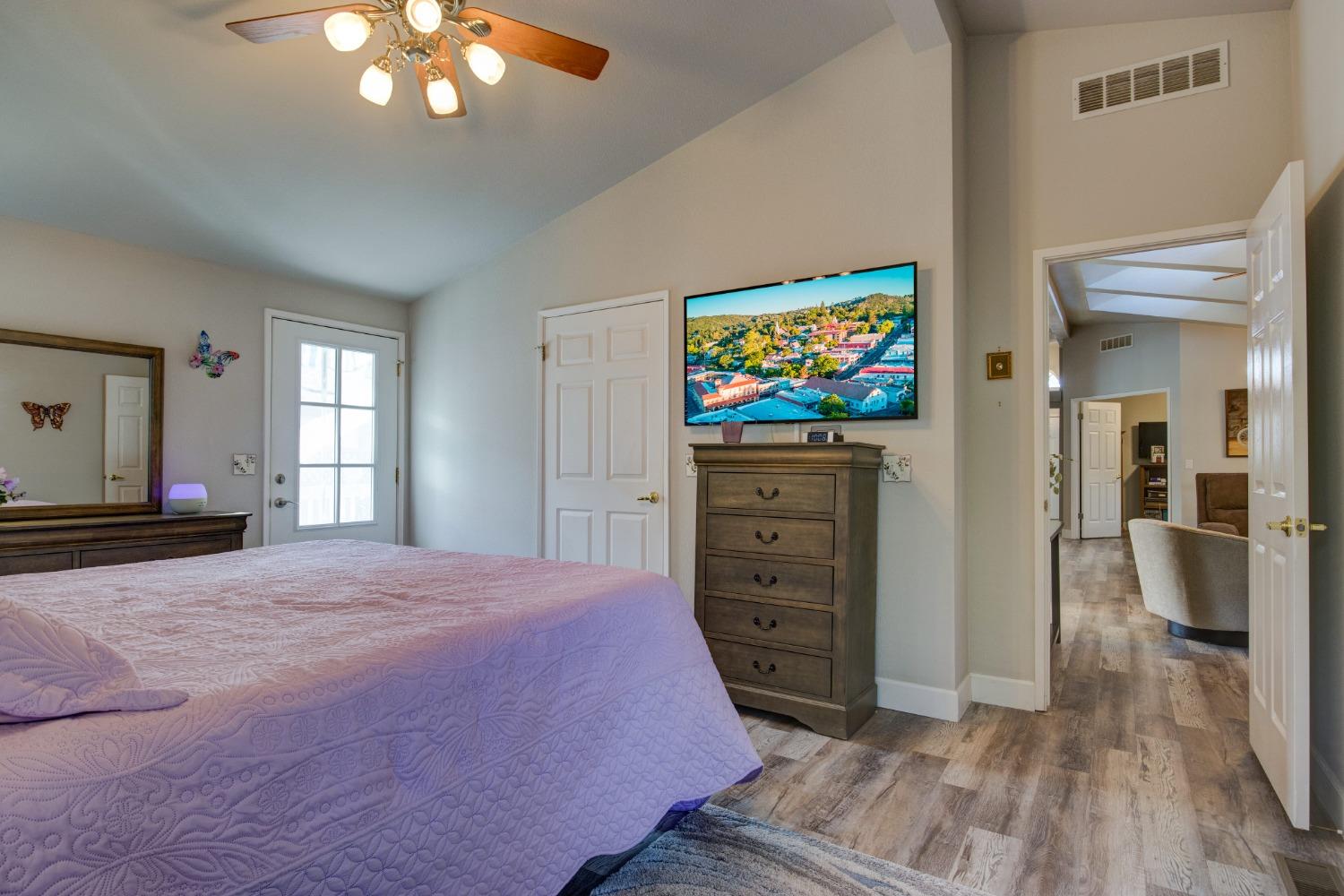 12720 Robinia Circle 32